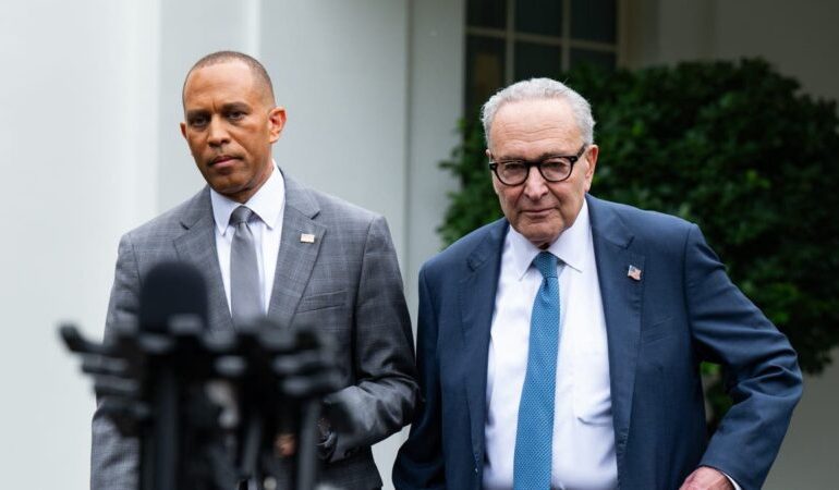  Midterm alarm bells: Democrats face steep favorability deficit despite election gains